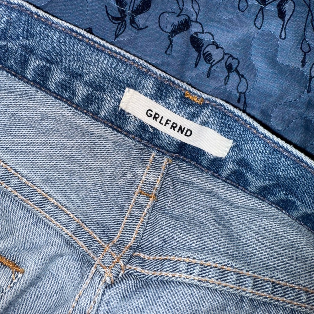 GRLFRND Distressed Light Blue Jeans - Picture 5 of 8